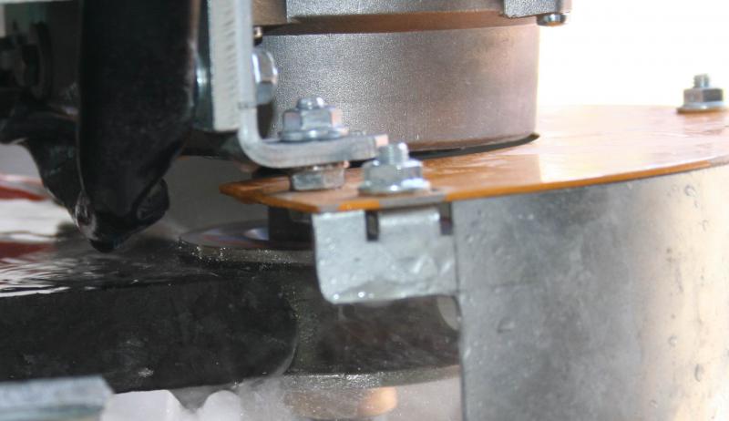 Einschnittvorrichtung für Profilerstellung