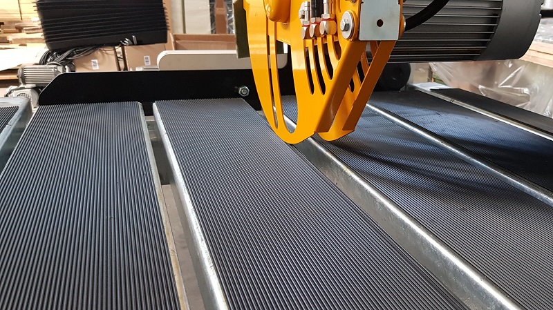 Superficie de trabajo cubierto de goma