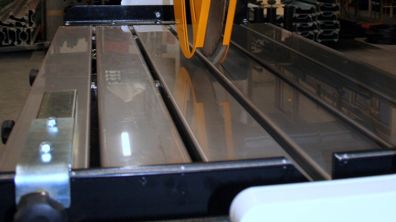 Achilli AFR 300C Manual Bridge Saw 2 Worktable