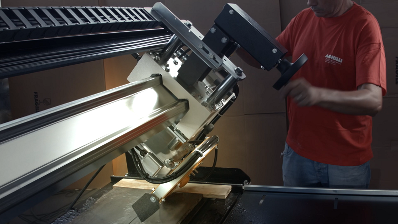 Achilli AFR 300C Manual Bridge Saw 4 Bridge tilt